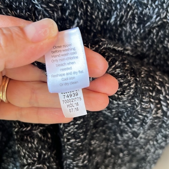 Athleta Northern Lights Asymmetrical Wool Cashmere Marbled Sweater Side Zip Sz S - Picture 7 of 9